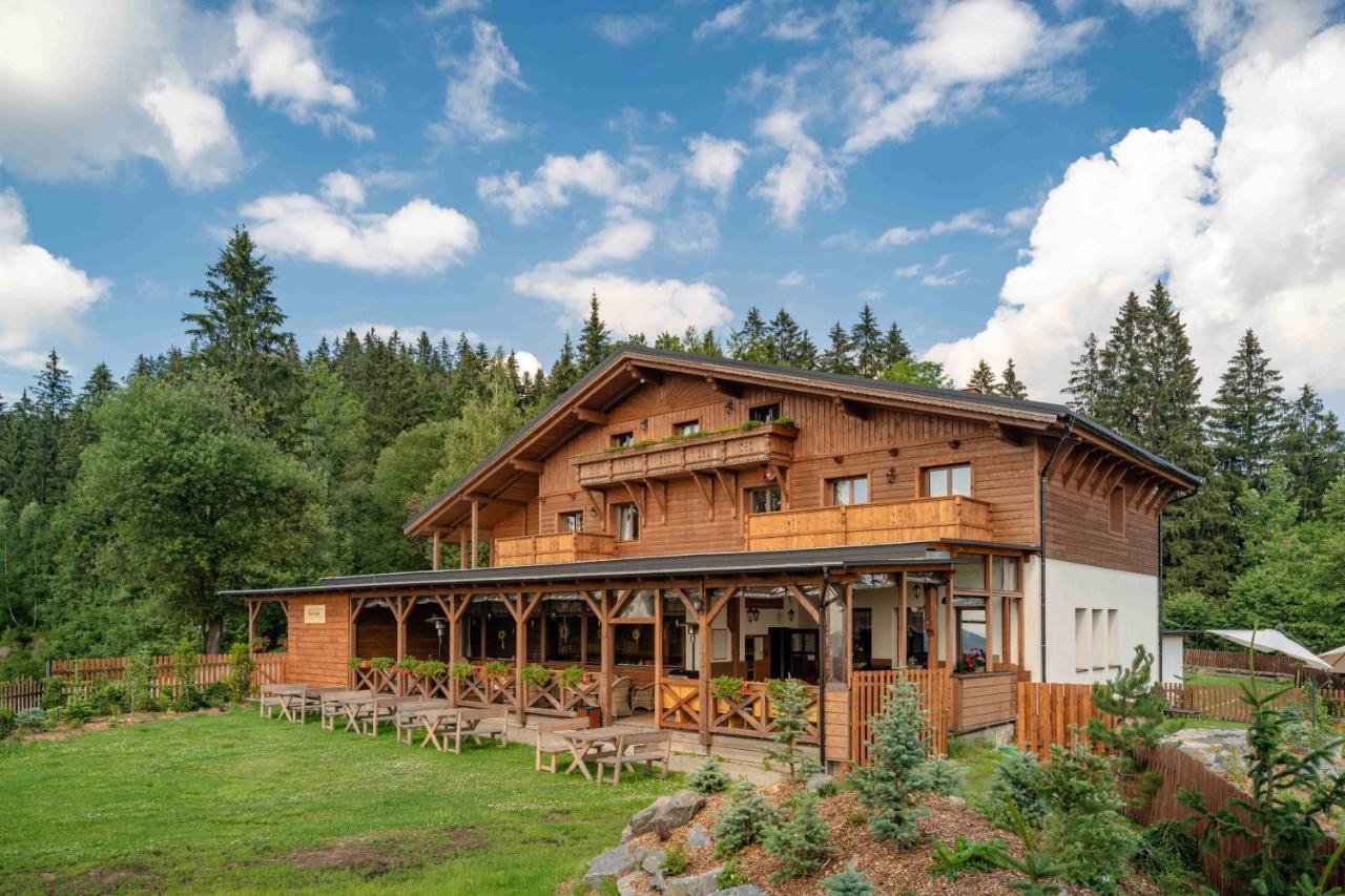 Wellness Aparthotel Martinak Horní Bečva Eksteriør bilde